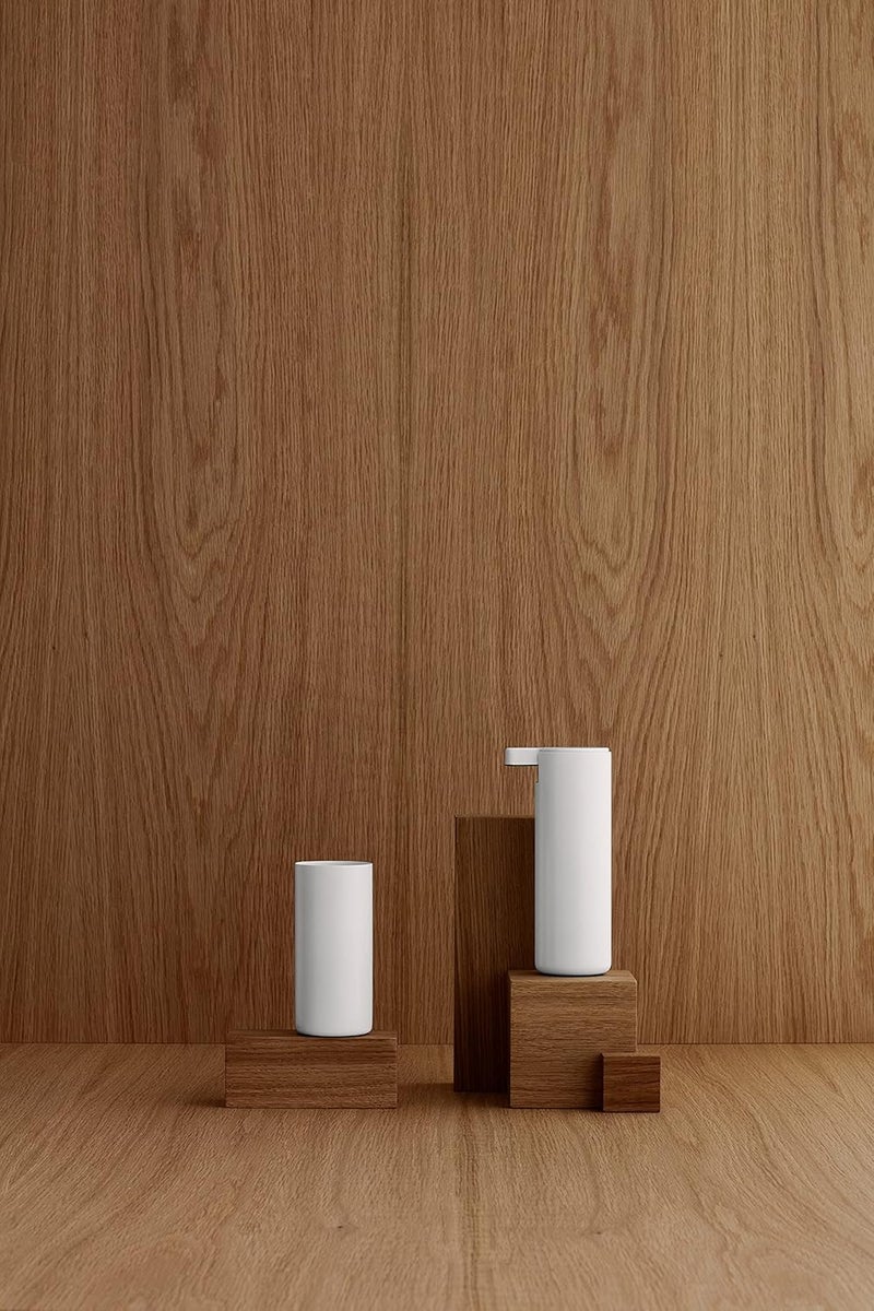 Blomus MODO Bathroom Tumbler White Titanium Coated - Image 3